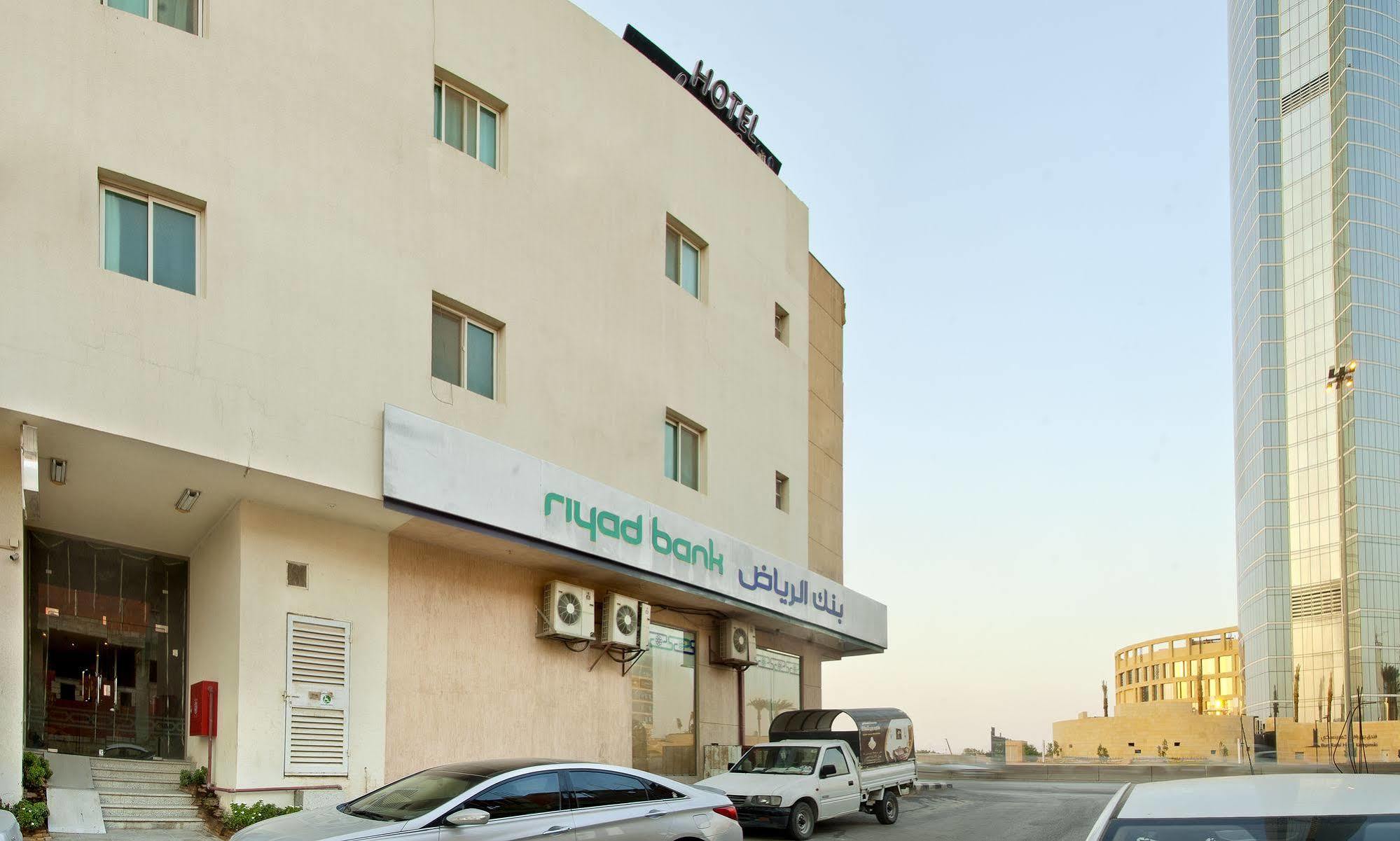 Al Farhan Hotel Suites Al Aqiq リヤード エクステリア 写真